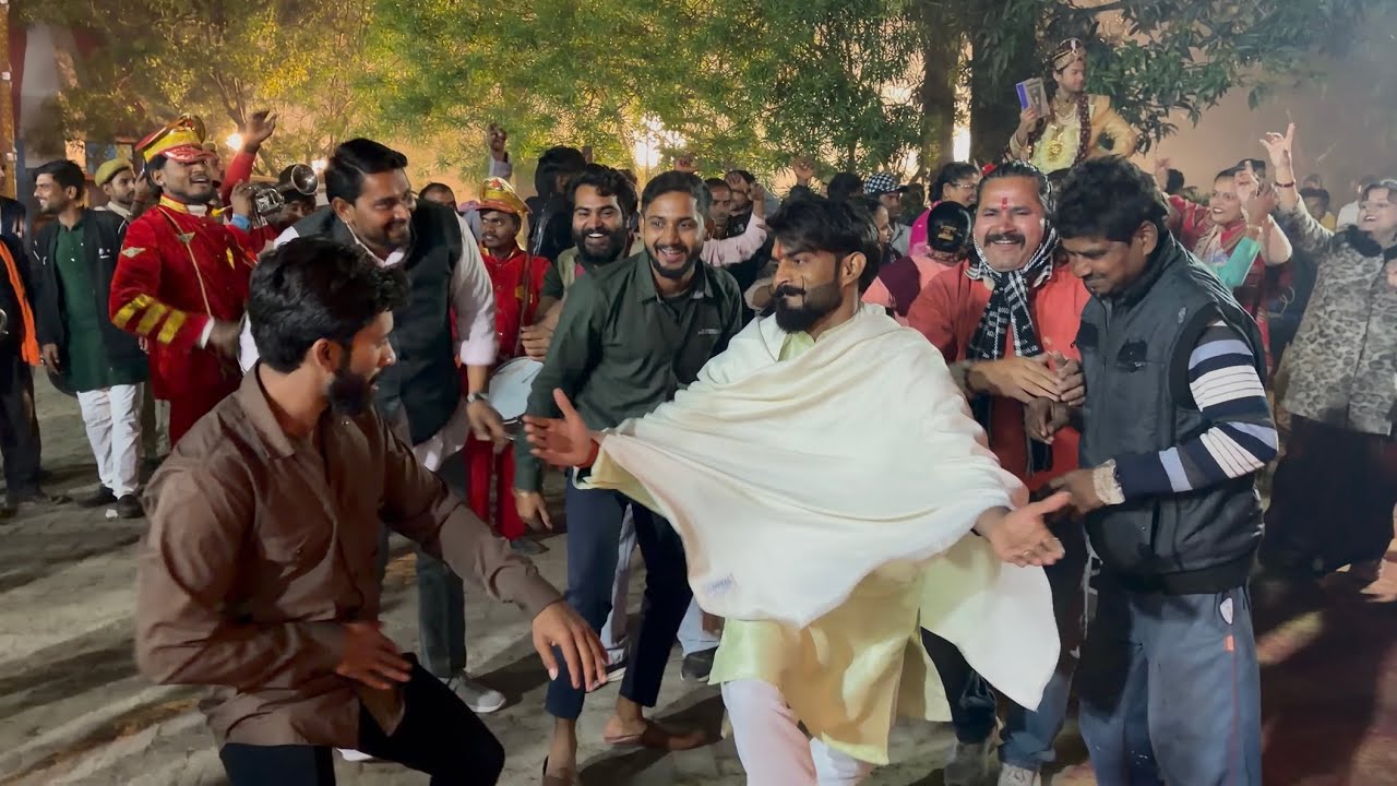 Bollywood movie shooting ￼in Lucknow 😍|| Adarsh Yadav Style ||