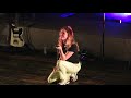 2019 10 29 Clairo - Sofia / White Flag