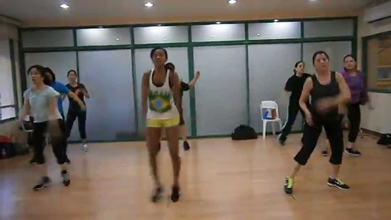 Grita gol- Zumba Fitness World Cup 2014 song. By Dina B.