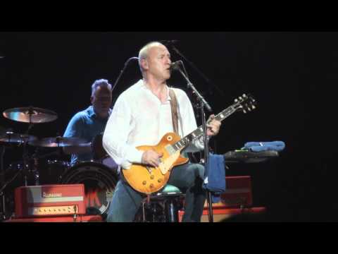 Mark Knopfler - Hill Farmer´s Blues - Córdoba 2010 - HQ Audio