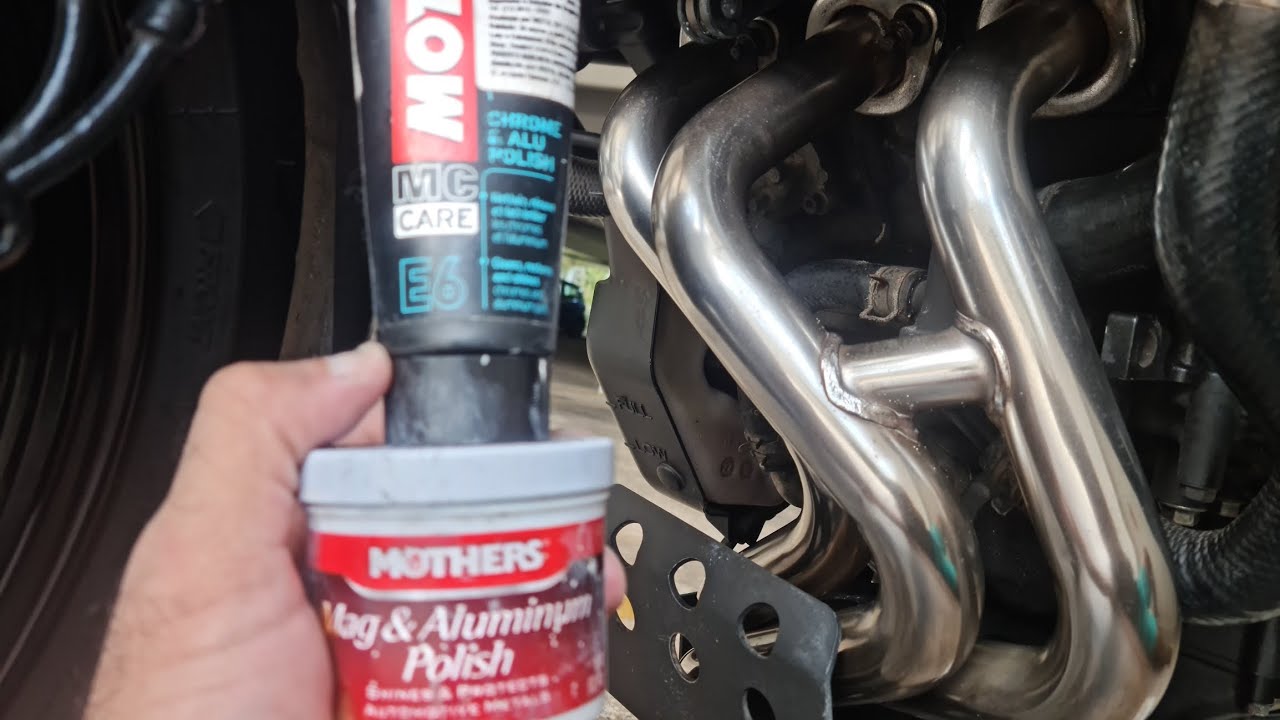 Qual melhor na limpeza do escapamento inox da moto: Mothers Mag & Aluminum ou Motul E6 Chrome & Alu?