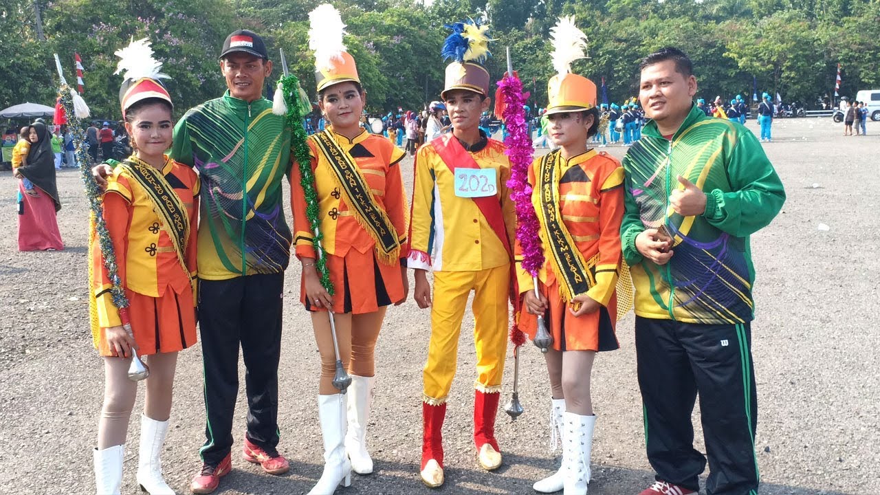 DRUM BAND SMAN 1 KIKIM SELATAN [Karnaval Agustusan Tahun 2019]
