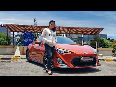 fun-review-toyota-ft-86-trd--2012-with-victoria
