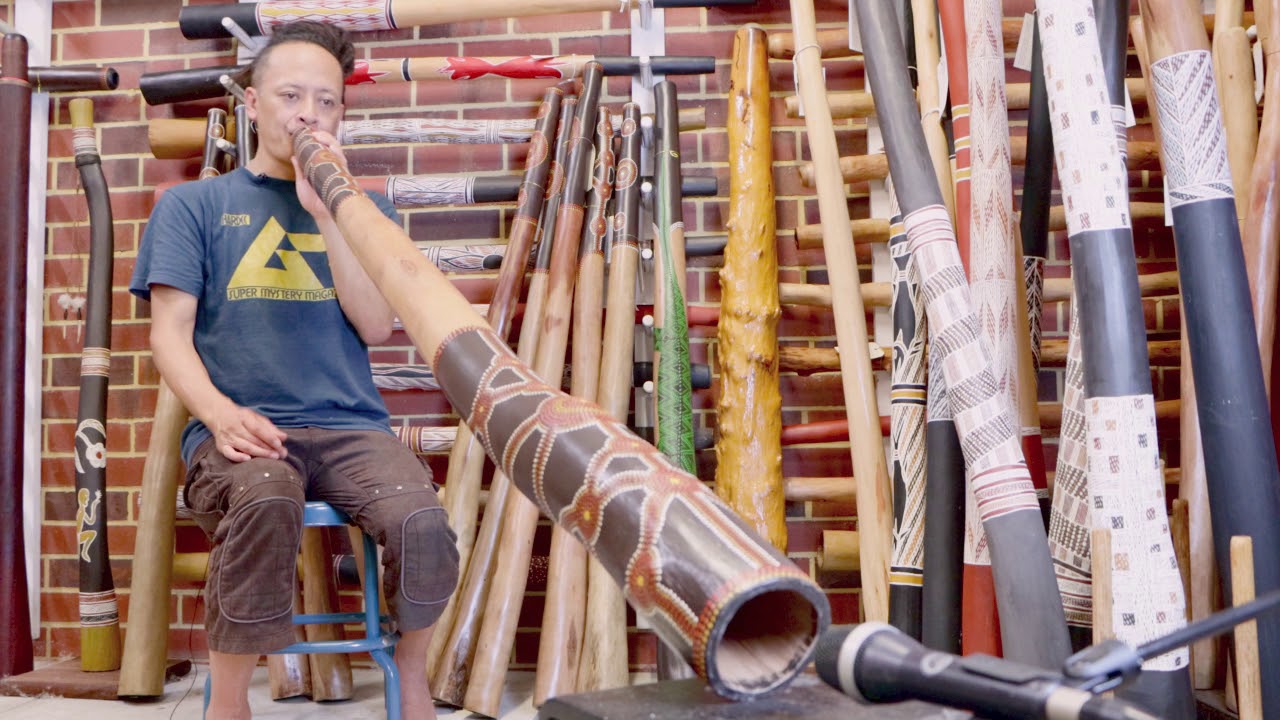 Jesse lethbridge Didgeridoo - key of D (5625) - YouTube