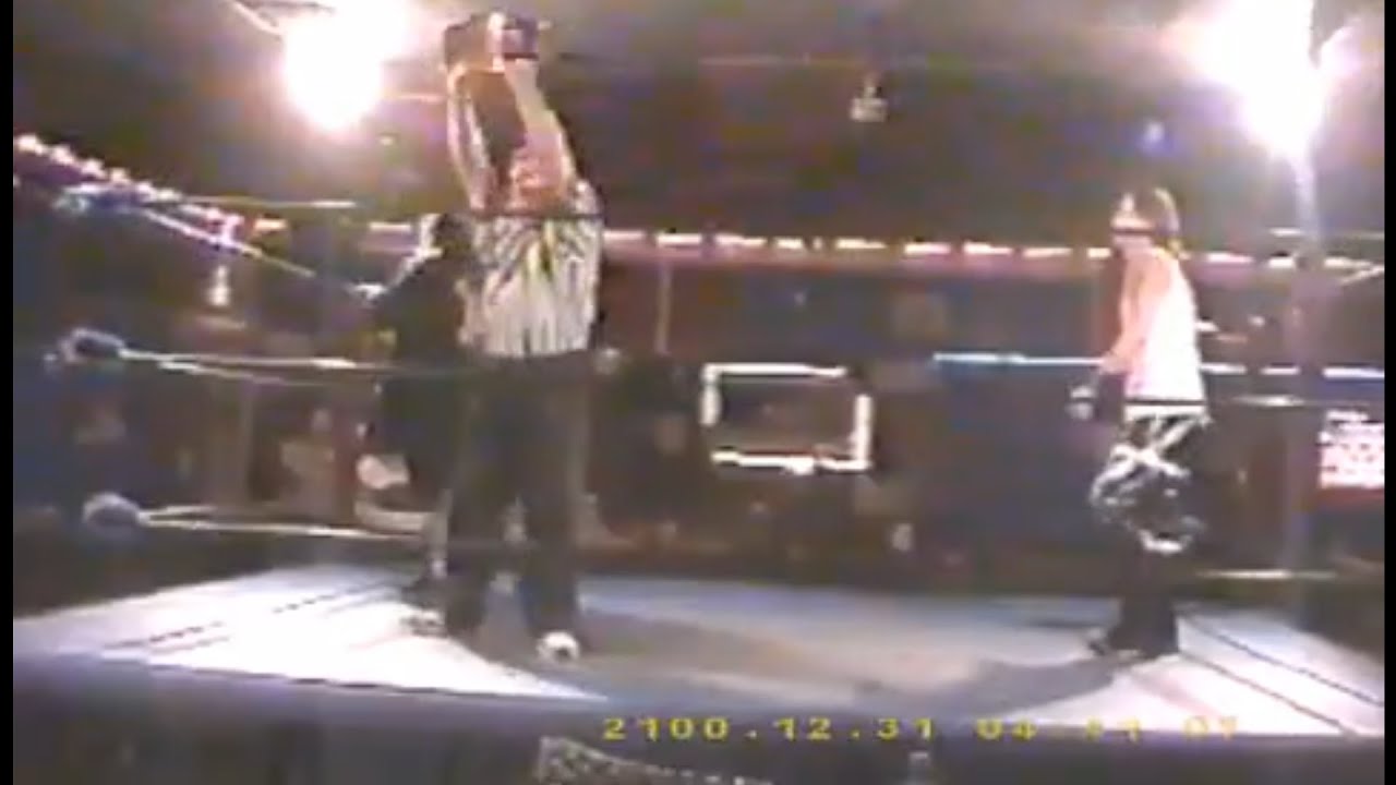 Nick Fury 🆚 Jimmy kindred 9-28-2004 American pro wrestling Tuesday night championship match 🏆 