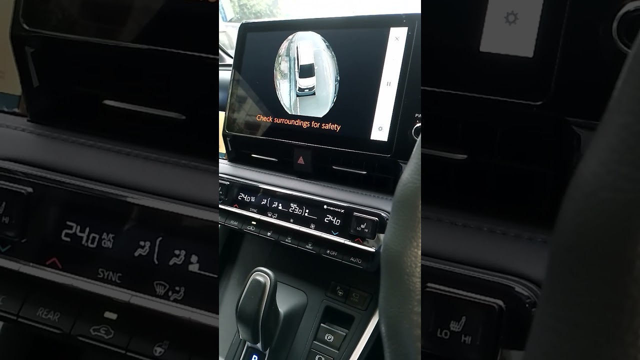 VOXY HYBRID SYNERGY DRIVE.