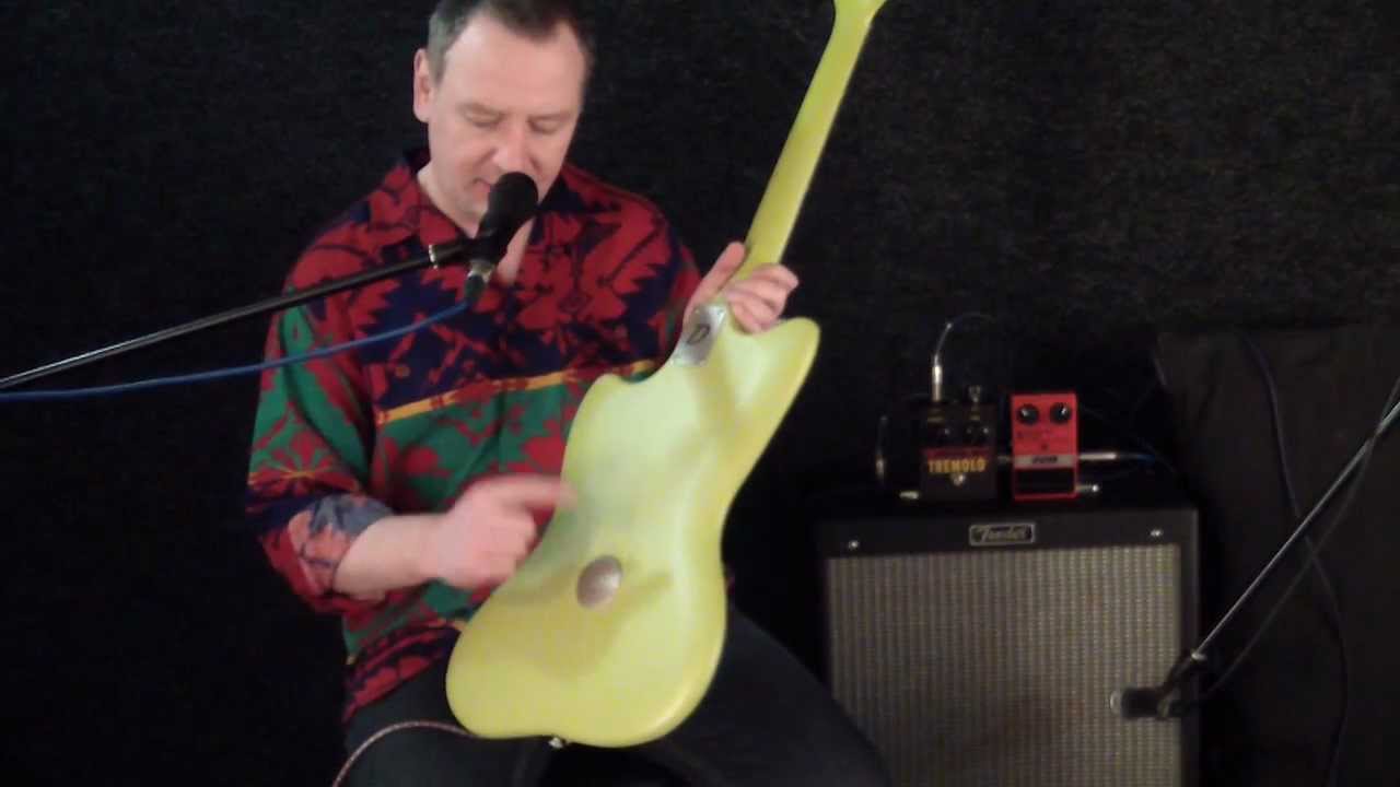 Струнодер 2.0 - Danelectro Dead On 67