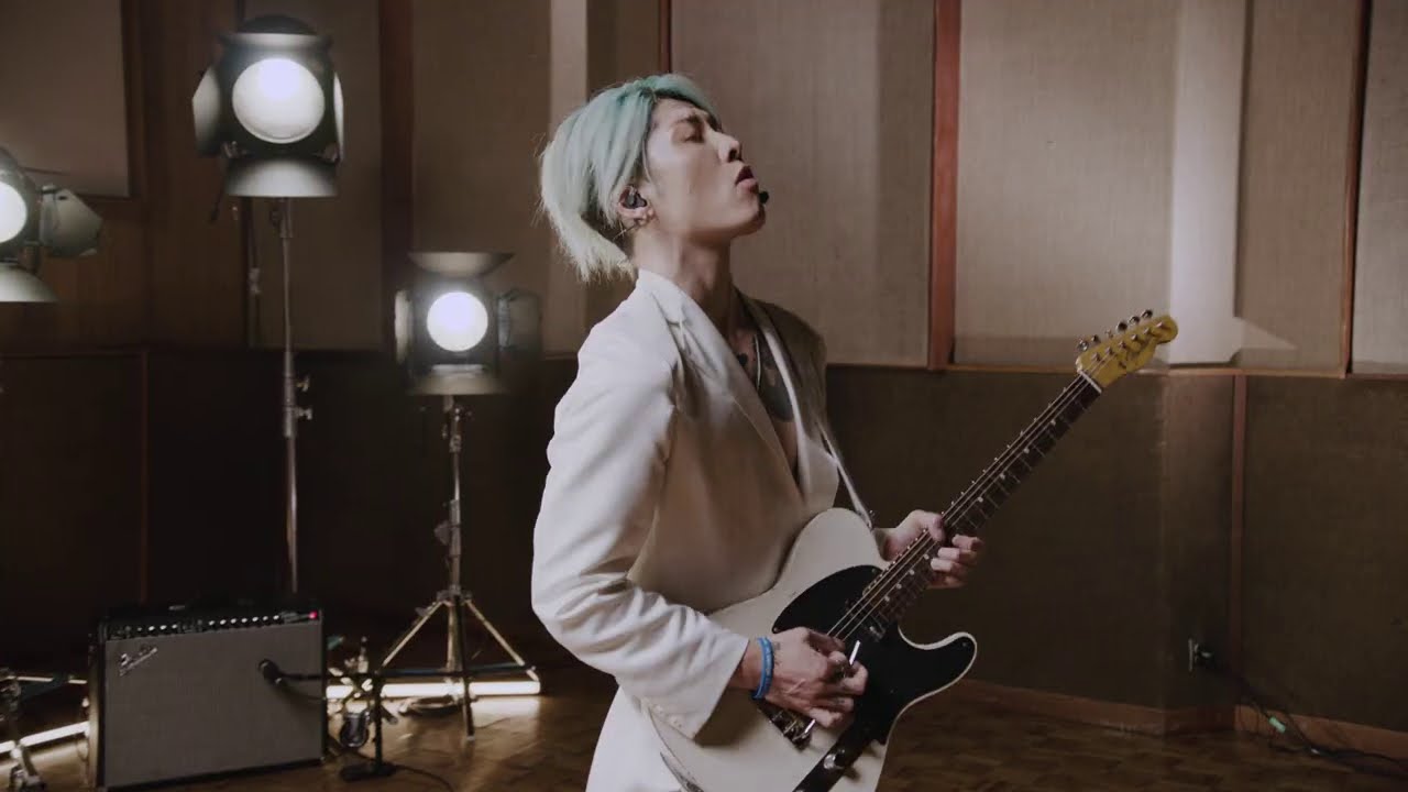 MIYAVI「Somewhere Over The Rainbow」Live in Studio