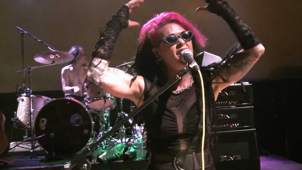 L.A. Guns (Tracii Guns & Dilana) Never Enough - Jaxx - 11-12-11