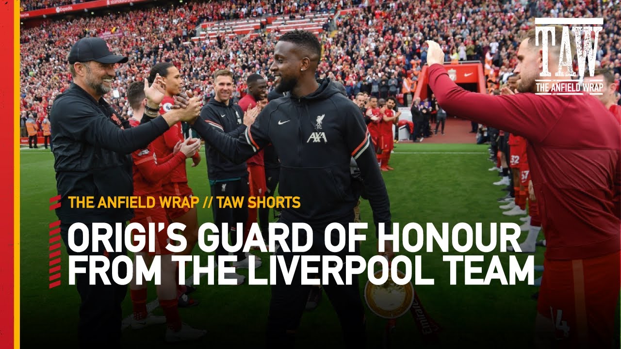 Divock Origi's Guard of Honour from the Liverpool team | TAW Shorts