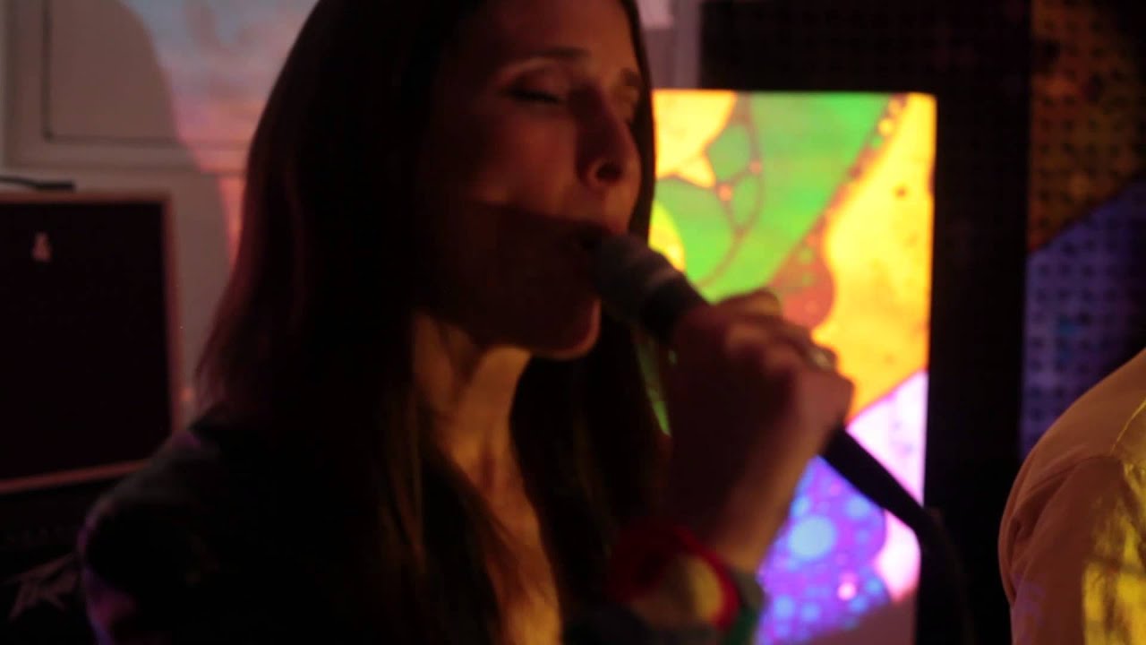 Peaking Lights - Boiler Room In Stereo