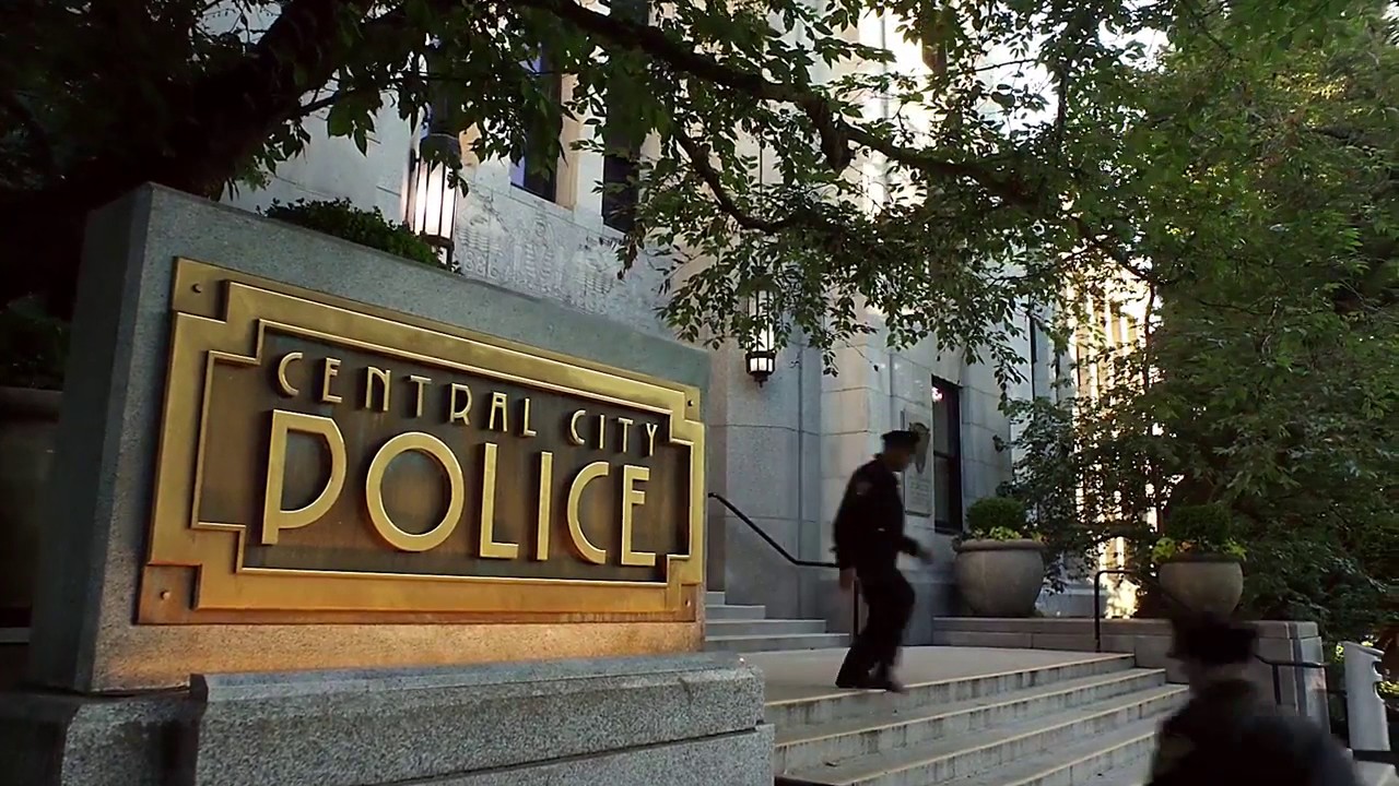 The Flash Helps Green Arrow   Arrow 5x11   4K Ultra HD