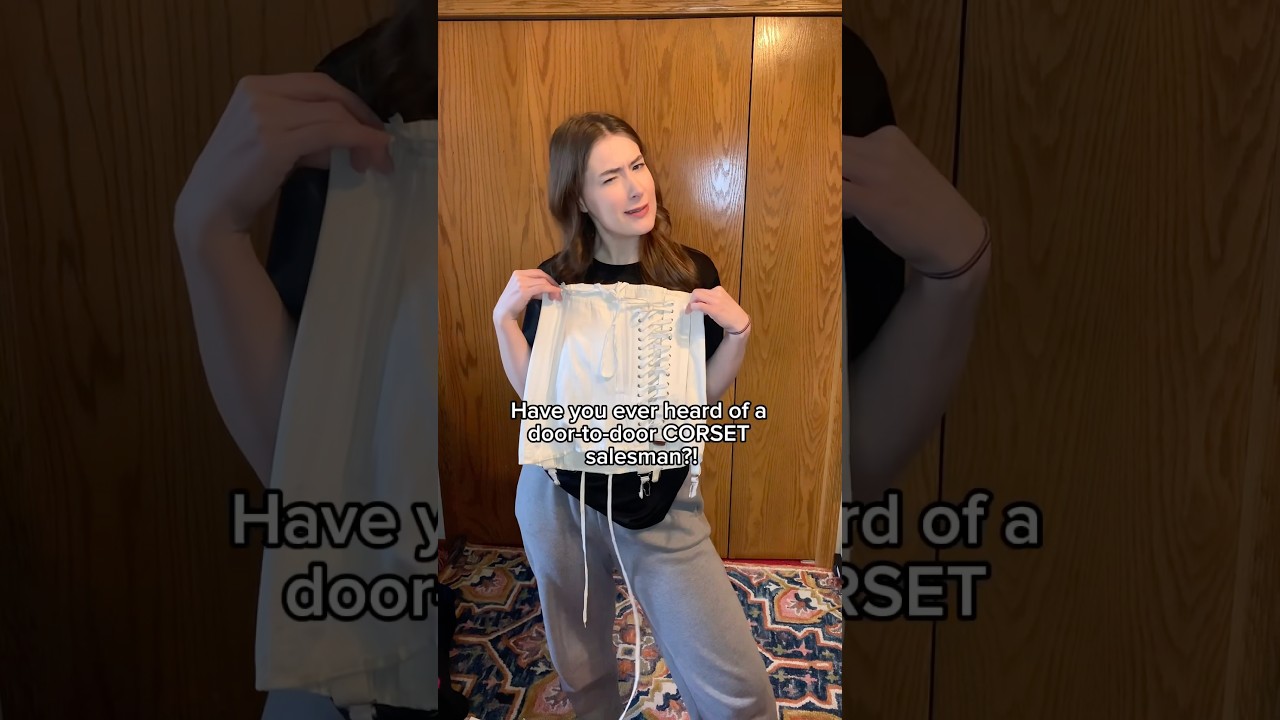 This is my FAV RANDOM FASHION HISTORY PIECE