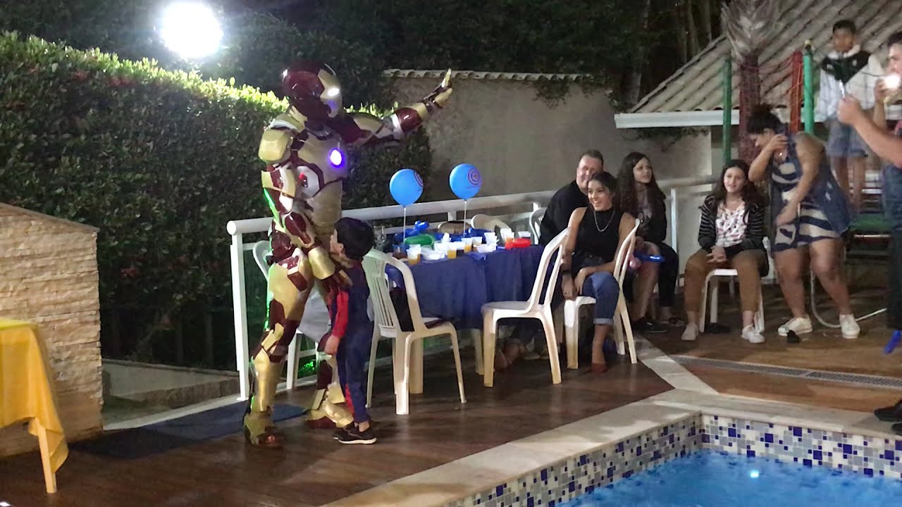 PERSONAGEM VIVO VINGADORES - ENTRADA