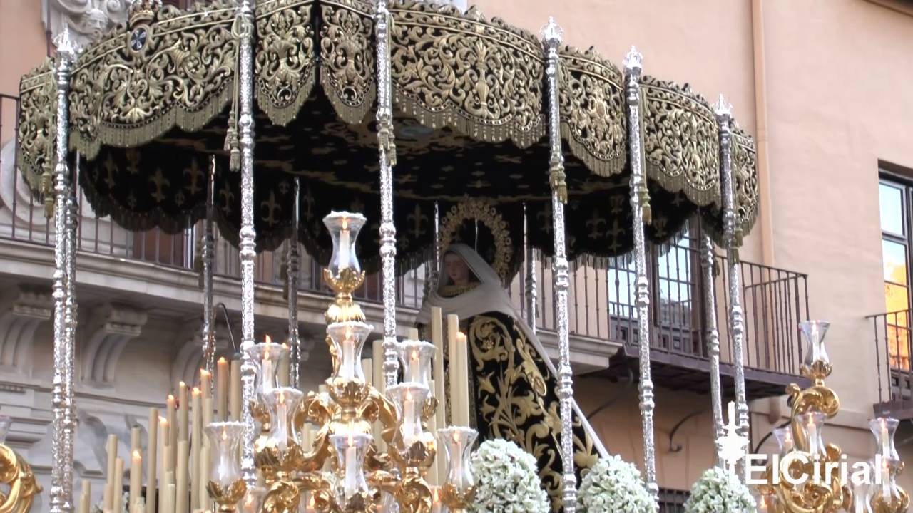 CORONACION VIRGEN DE LA SOLEDAD COFRADIA DE MENA MALAGA 2016 CALLE CISTER HD