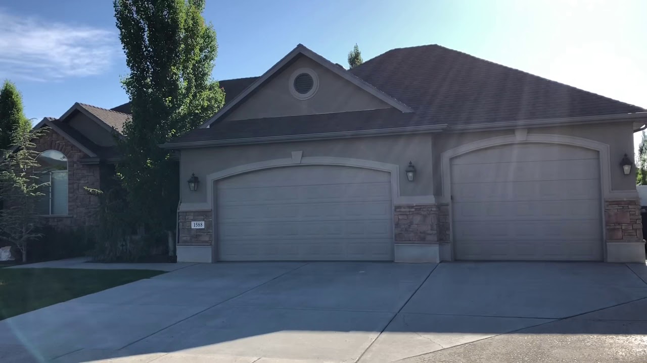 The TRU Group, with Presidio Real Estate presents this Rambler, adjacent to community park