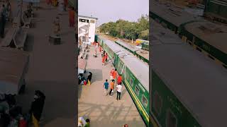 shalimar express  entry  in  karachi