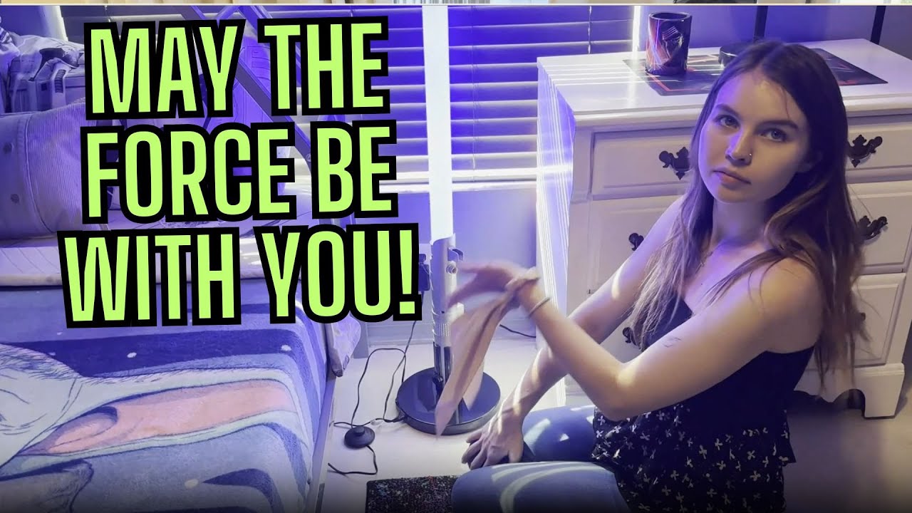 Blue Light Luke Skywalker Lightsaber Floor Lamp Review!