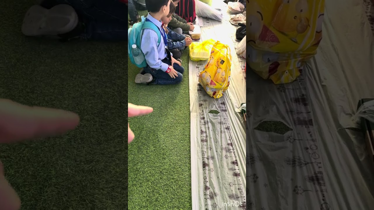 سفره في داخل الروضه 