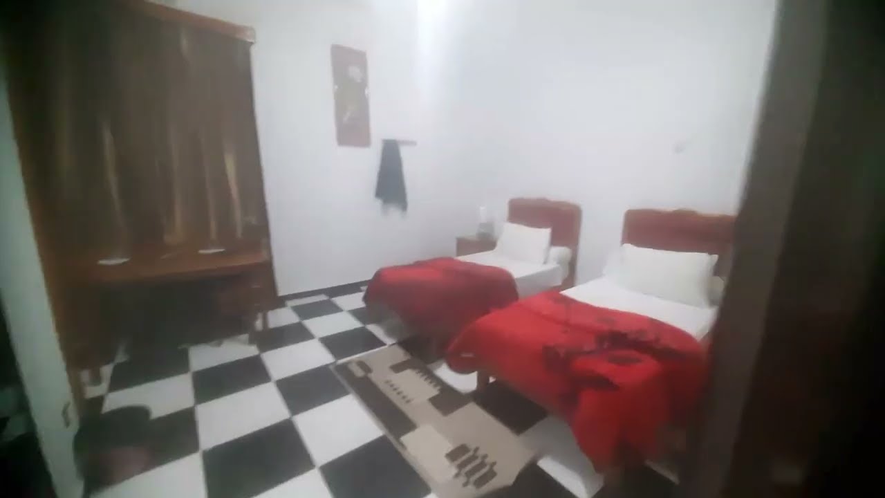 مرقد برتبة فندق بثلات نجوم (Dortoir Famillal Medea)