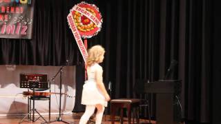 EZGİ DENİZ KÜÇÜKATEŞ-SNOWFLAKES