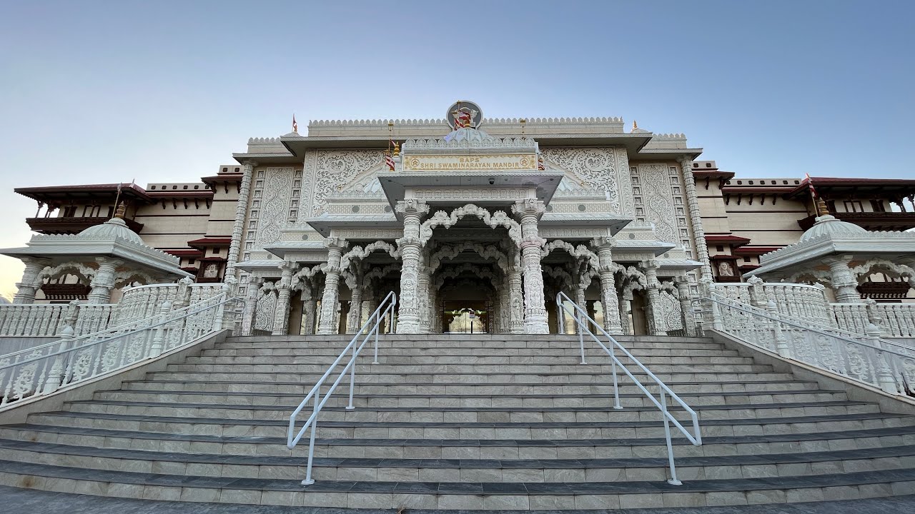 holi function at mandir in edison