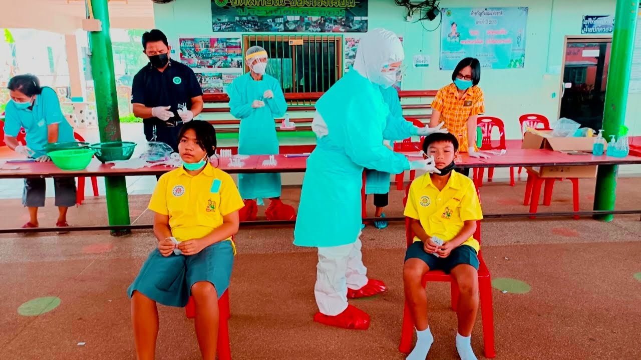 เเนะนำครูและบุคลากรโรงเรียนพิมพ์ใจวิทย์