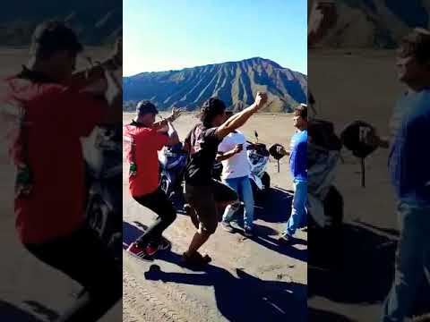 Joget holiday