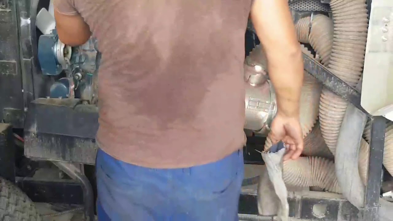 HYBRID ELECTRIC STREET SWEEPER