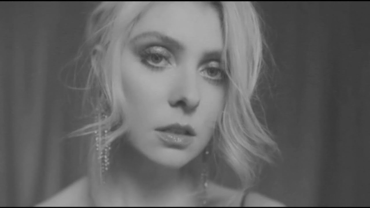 The pretty reckless 25 клип. The pretty reckless 25. The pretty reckless 25. The pretty reckless 25 клип. The pretty reckless 25 обложка.