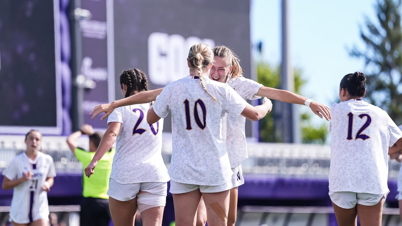 Women's Soccer - Wildcats Breeze by Scarlet Knights for Senior Day Victory, 3-0