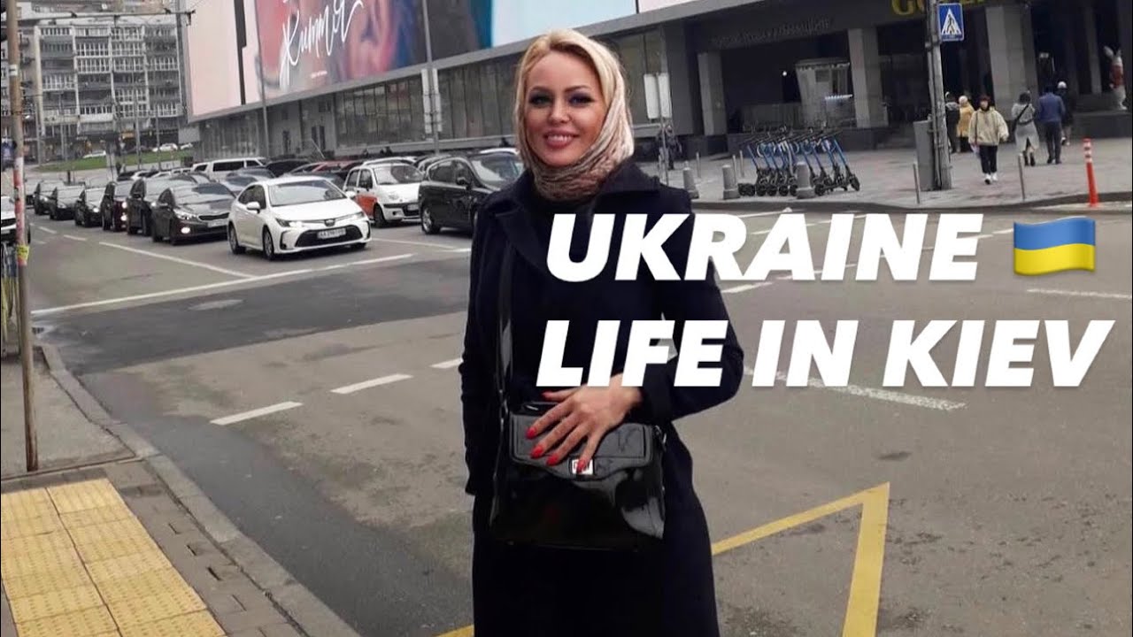 Ukraine 🇺🇦Life in Kiev. February 13, 2026. The Streets of Kiev, Ukraine. Streets Scenes.