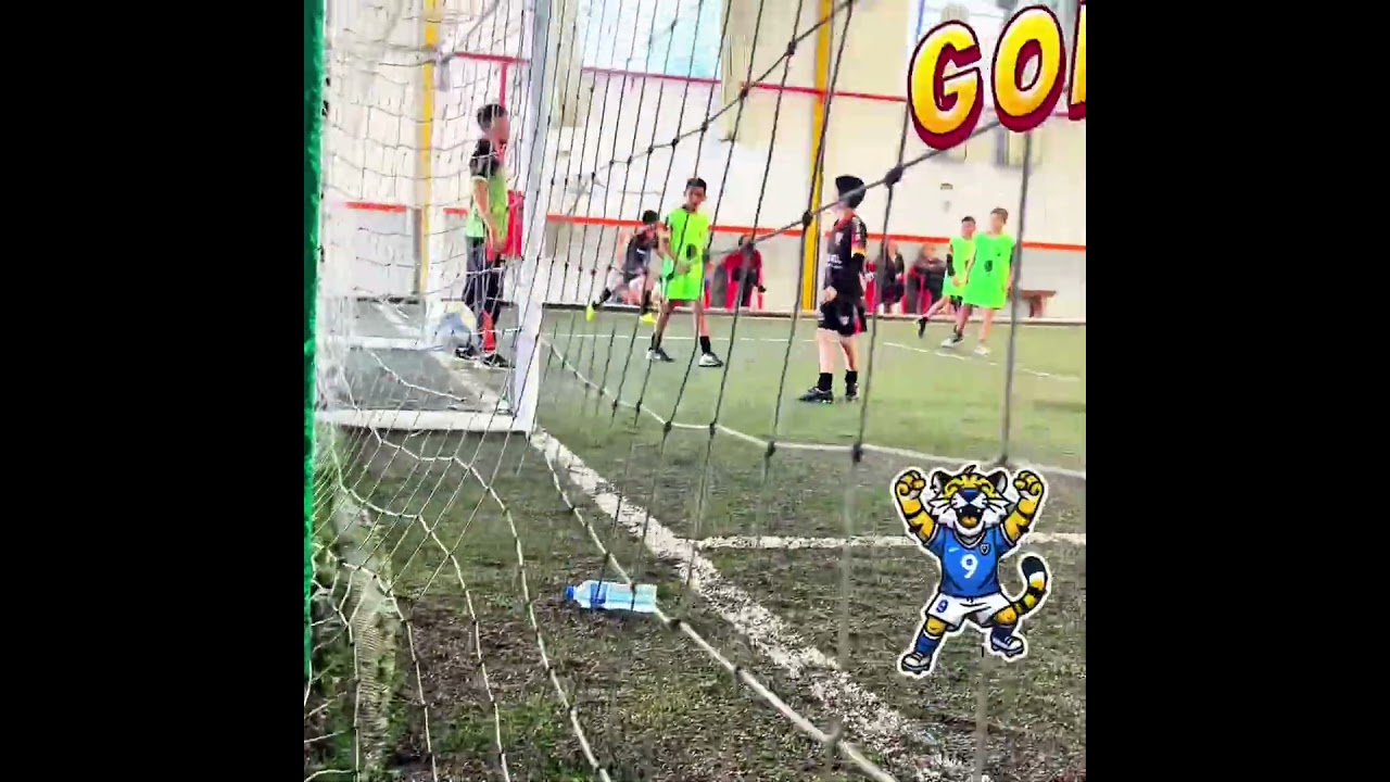 ⚽🔥 Jogada ensaiada e finalização perfeita!Renatinho recebeu o passe e mandou pro gol com categoria!