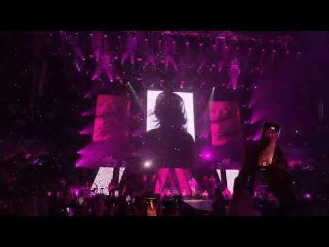 Elodie - Bagno a Mezzanotte Live Il Forum Milano 12 maggio 2023 Elodie - Bagno a Mezzanotte Live Il Forum Milano 12 maggio 2023