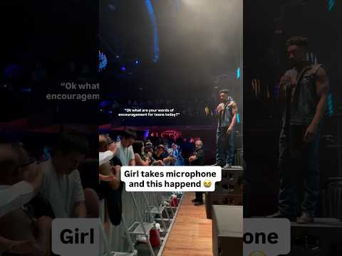 Girl takes microphone and this happened ????