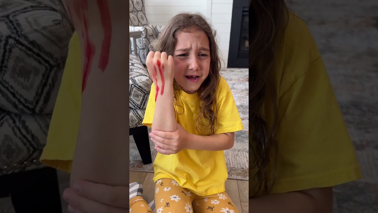 Sierra Protected Rhia! 😮💛 Sweet Sister Story