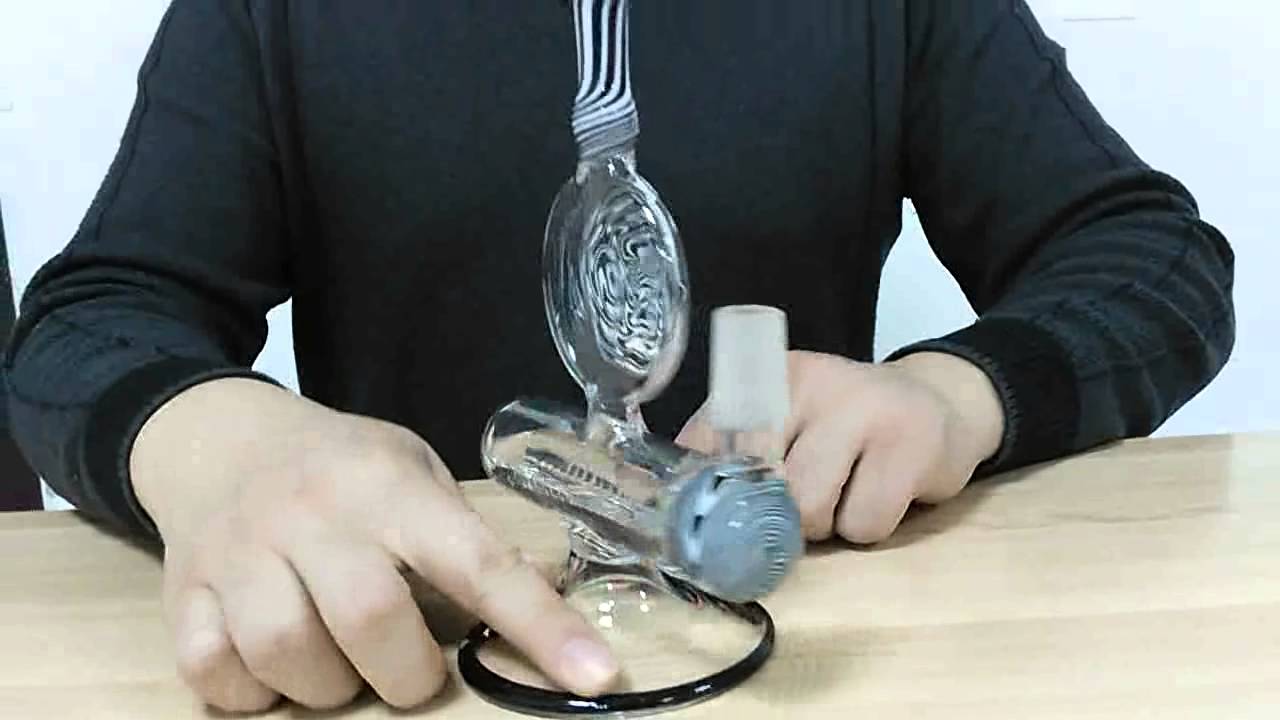 Heady Colored Glass Water Pipes Glass Bongs oil rigs with inliner perc and bear moutain foot