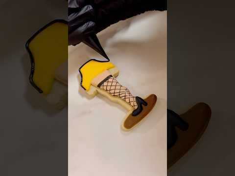 Turning the iconic