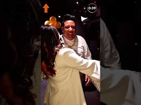 حمو بيكا يغرق مراته دهب و فلوس في عيد ميلادها