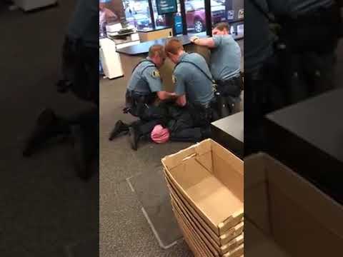 St. Paul police arrest girl at UPS store