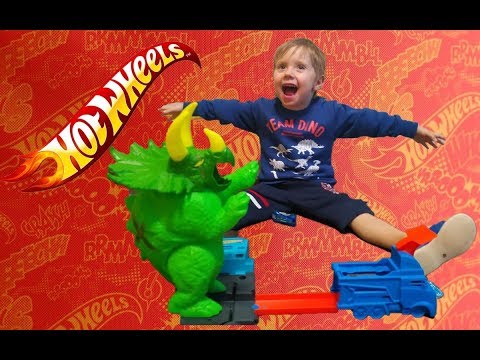 Распаковка🦖(Опасный Трицератопс)|Hot Wheels City🦖/3+