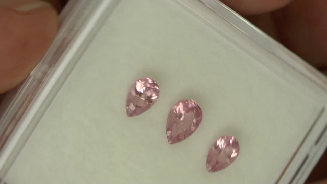 Розовая Шпинель,Памир.