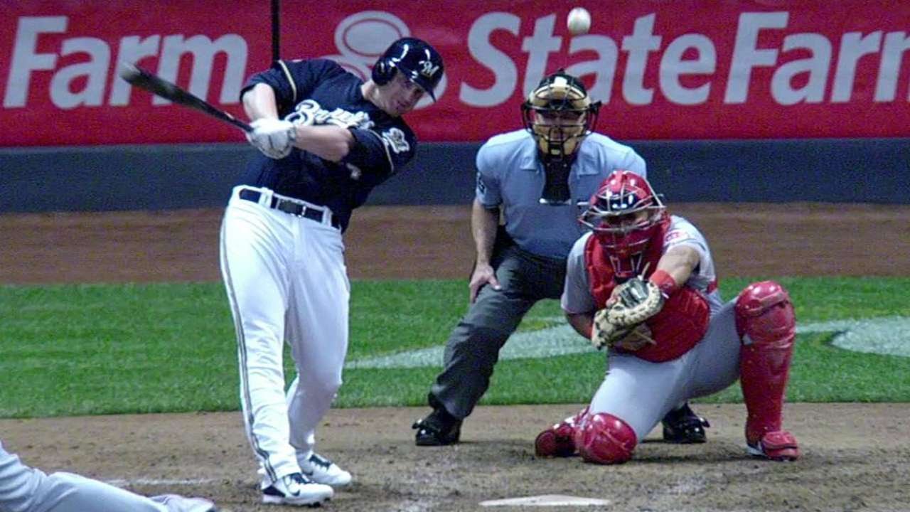 CIN@MIL: Overbay delivers walk-off RBI single in 9th