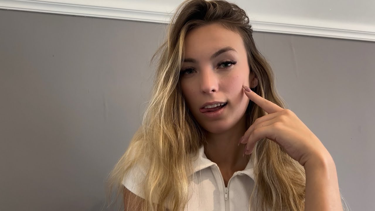 ASMR | extremely fast nail tapping, mouth sounds and hand sounds✋🏼