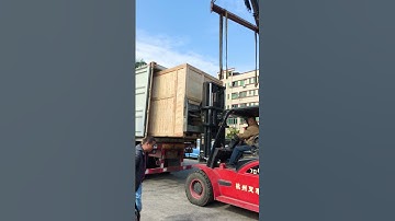 Servo sheet metal four-column hydraulic press is delivered