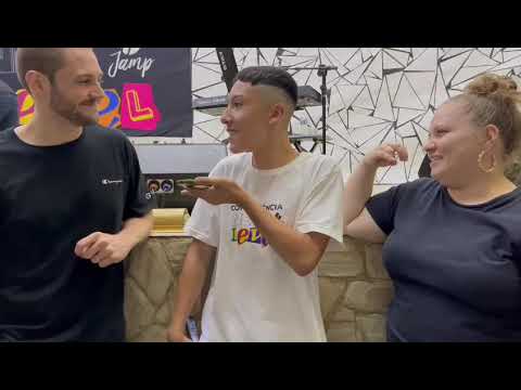 Breve entrevista com a Banda Purples na Conferência Next Level. Confira na integra no Canal do Jamp