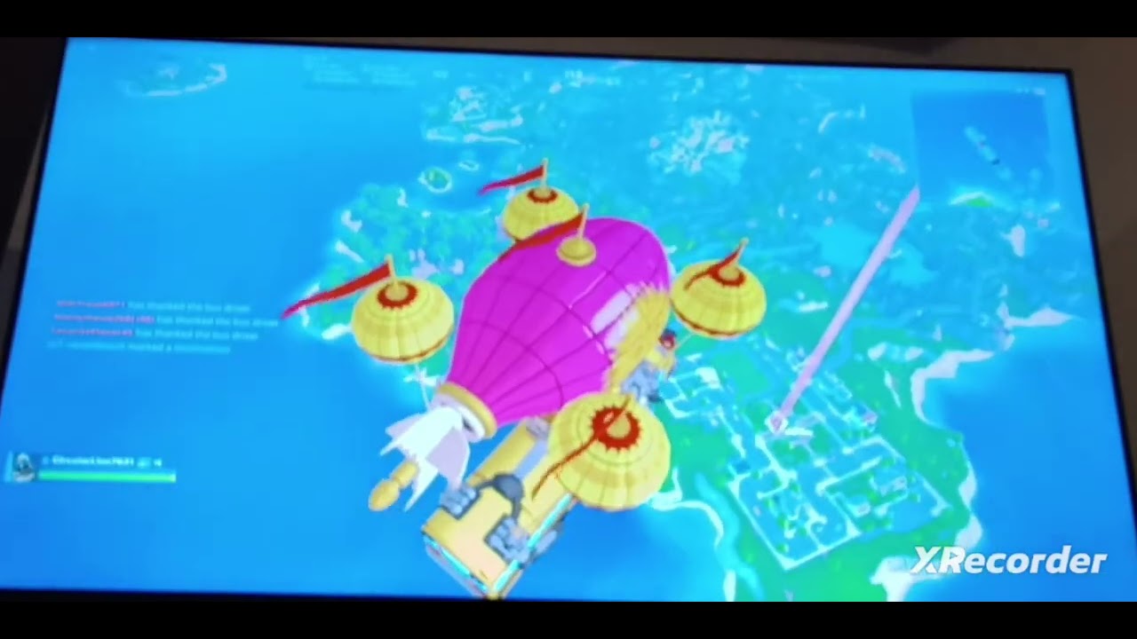 Playing fortnite with my dad, it's his first time (funny)