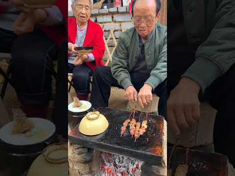 Chinese Burger Old couple’s barbecue skewers