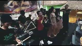 Bikin Baper Dangdut Live Garut Zeefana