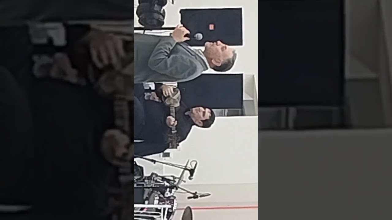 Cahargah muğamı kiçik gəzişmə və təsinilər. Xanəndə Mütəllim Dəmir. Tar Məsim İ. Kaman. Rauf. İ.